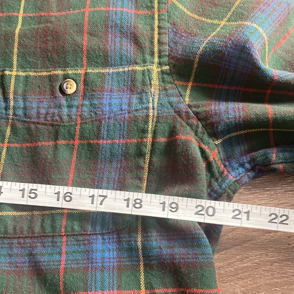 Vintage GH Bass & Co Green Plaid Button Down Long Sleeved Flannel Small EUC - Picture 4 of 7